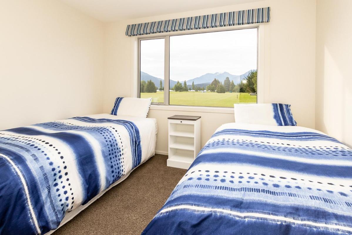 Poppa Pete'S - Te Anau Holiday Home Eksteriør bilde